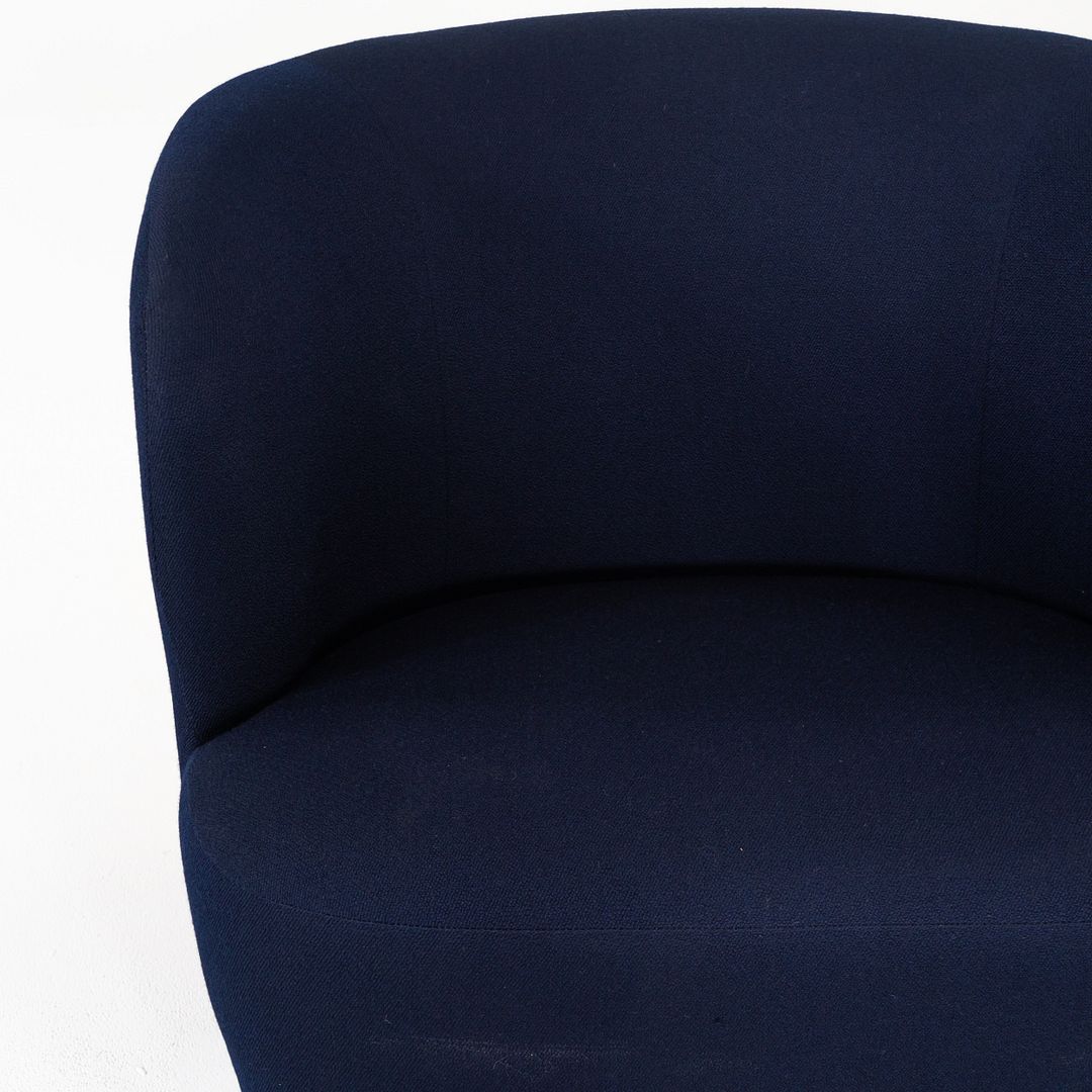Stay Lounge Chair
