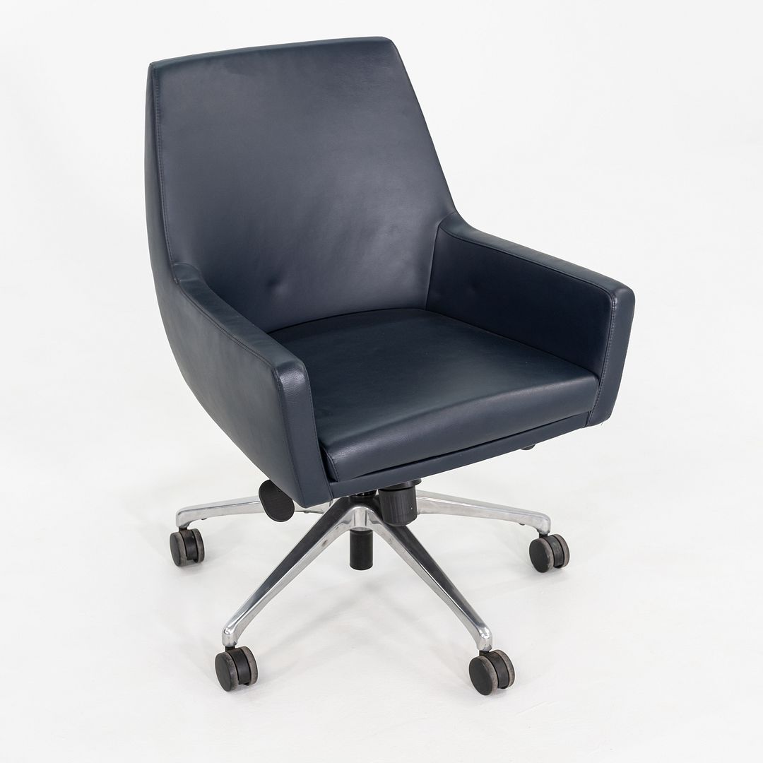 Cardan Conference Chair