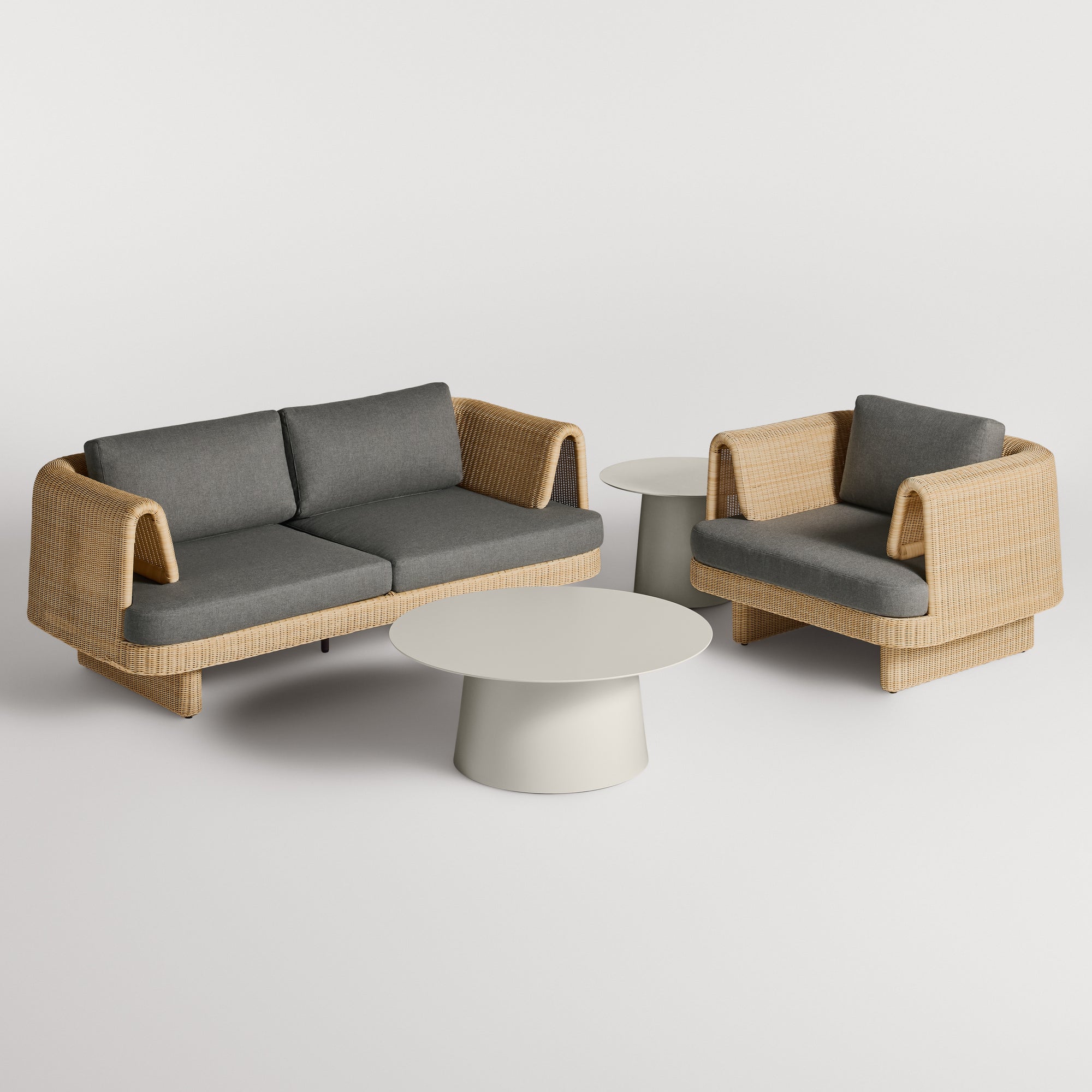 Loophole Lounge Chair — Outdoor