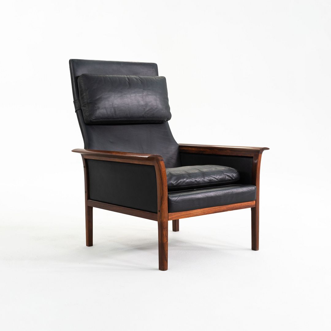 Model 924 Lounge Chair