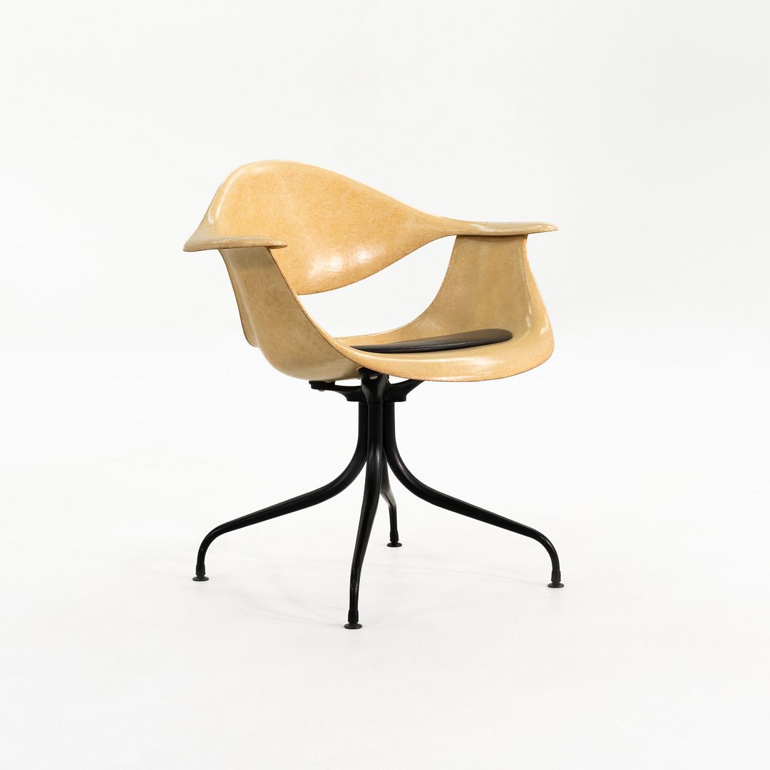 Swag Leg Armchair, Model MAF