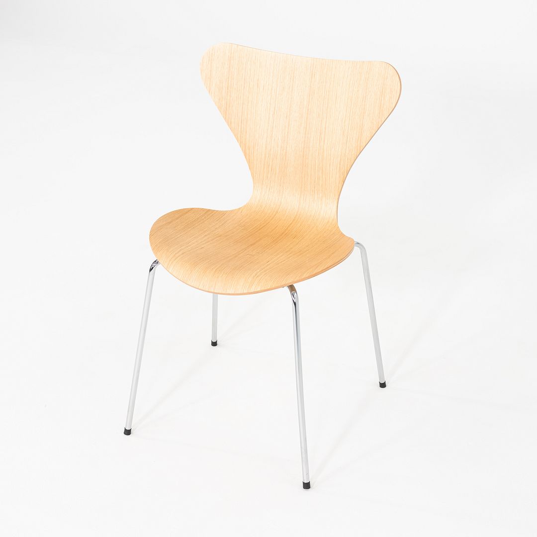 Series 7 Chair, Model 3107