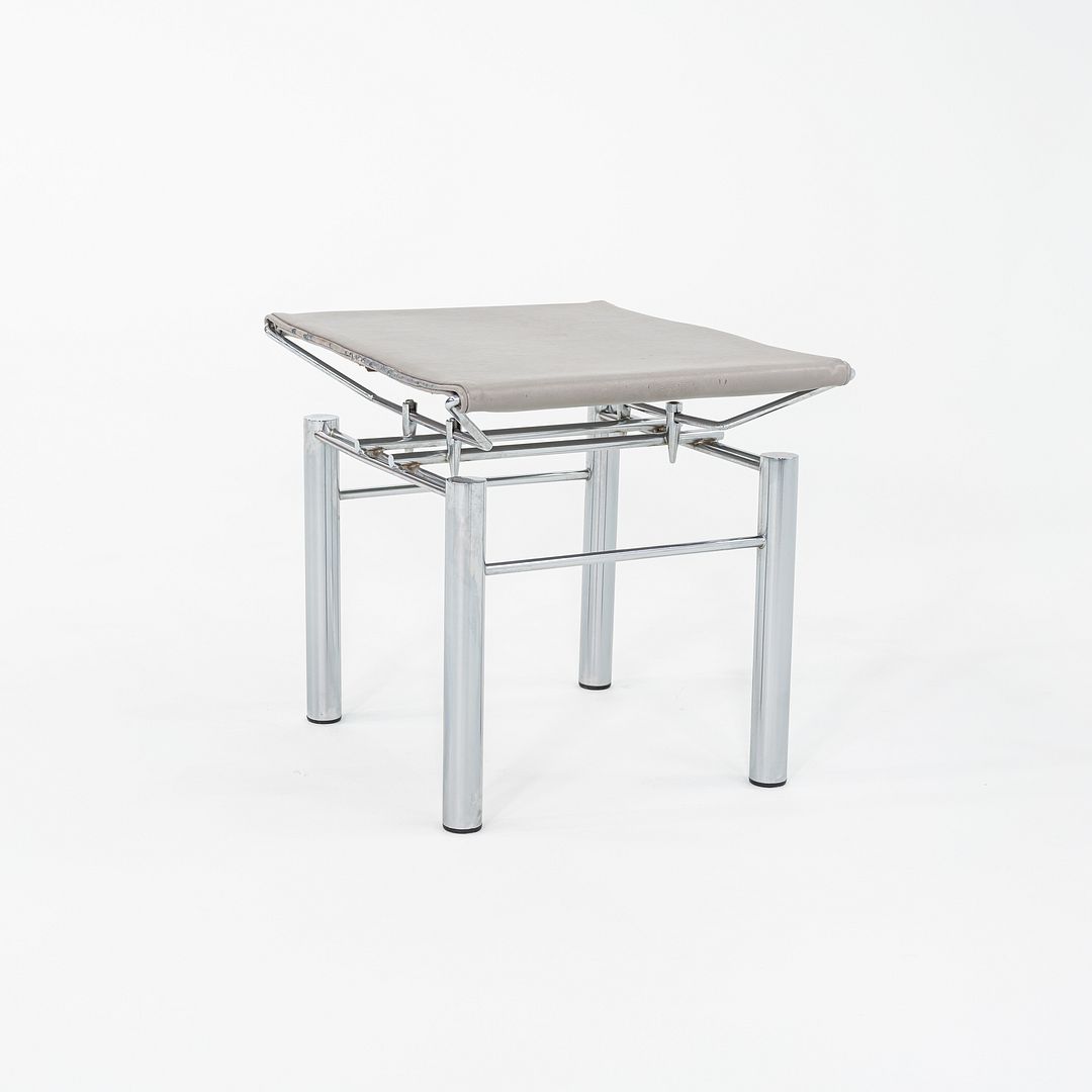 8600 Stool