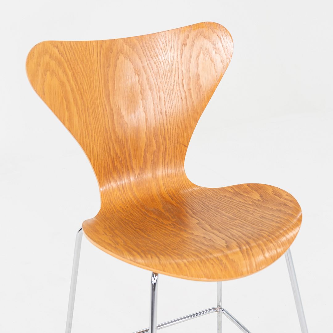 Series 7 Bar Stool, Model 3197