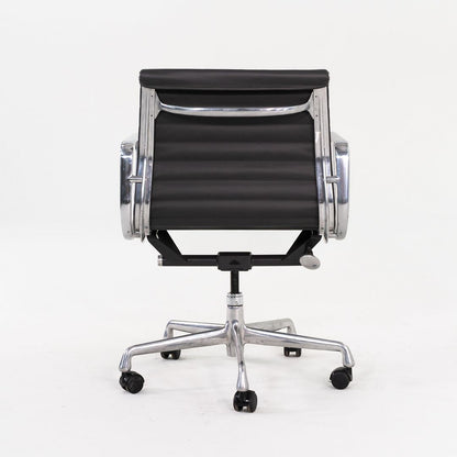 Eames Aluminum Group Management Desk Chair, Model EA335