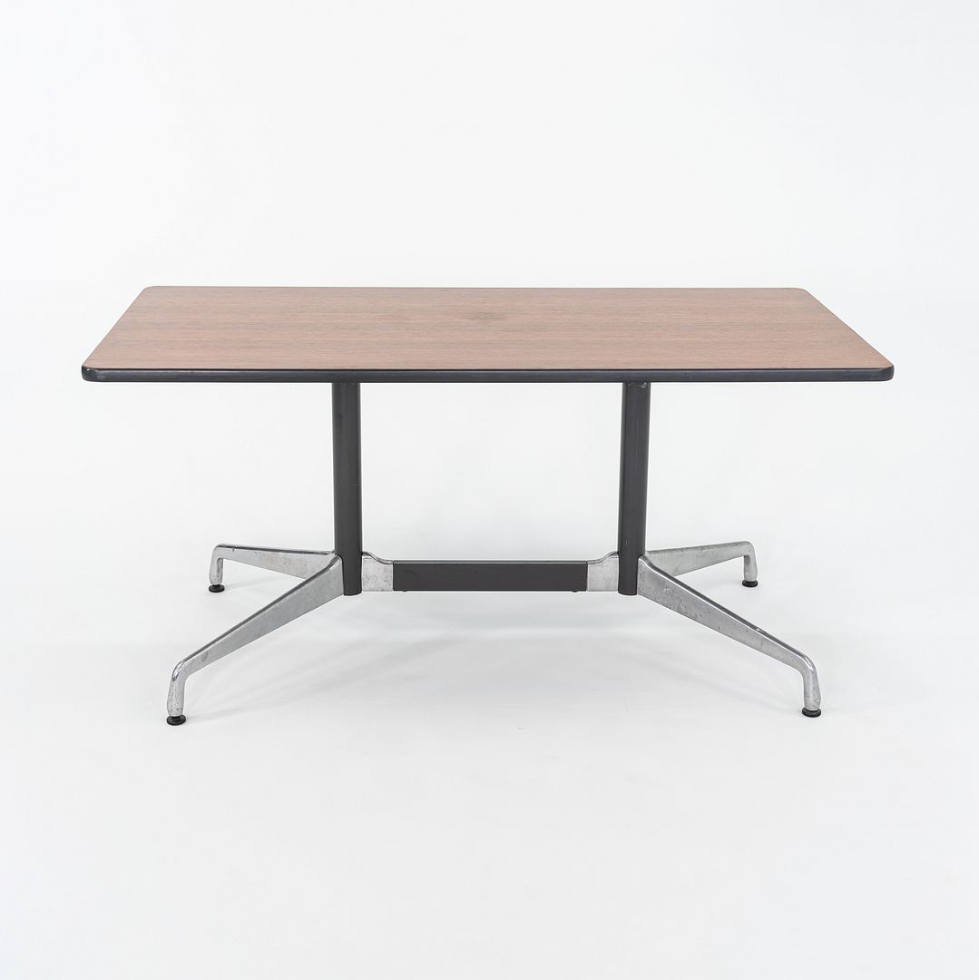 Segmented Conference Table, Model ET187
