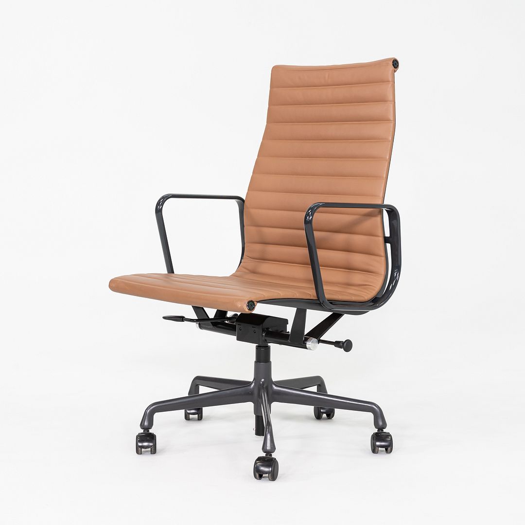 Aluminum Group Executive Desk Chair, EA337