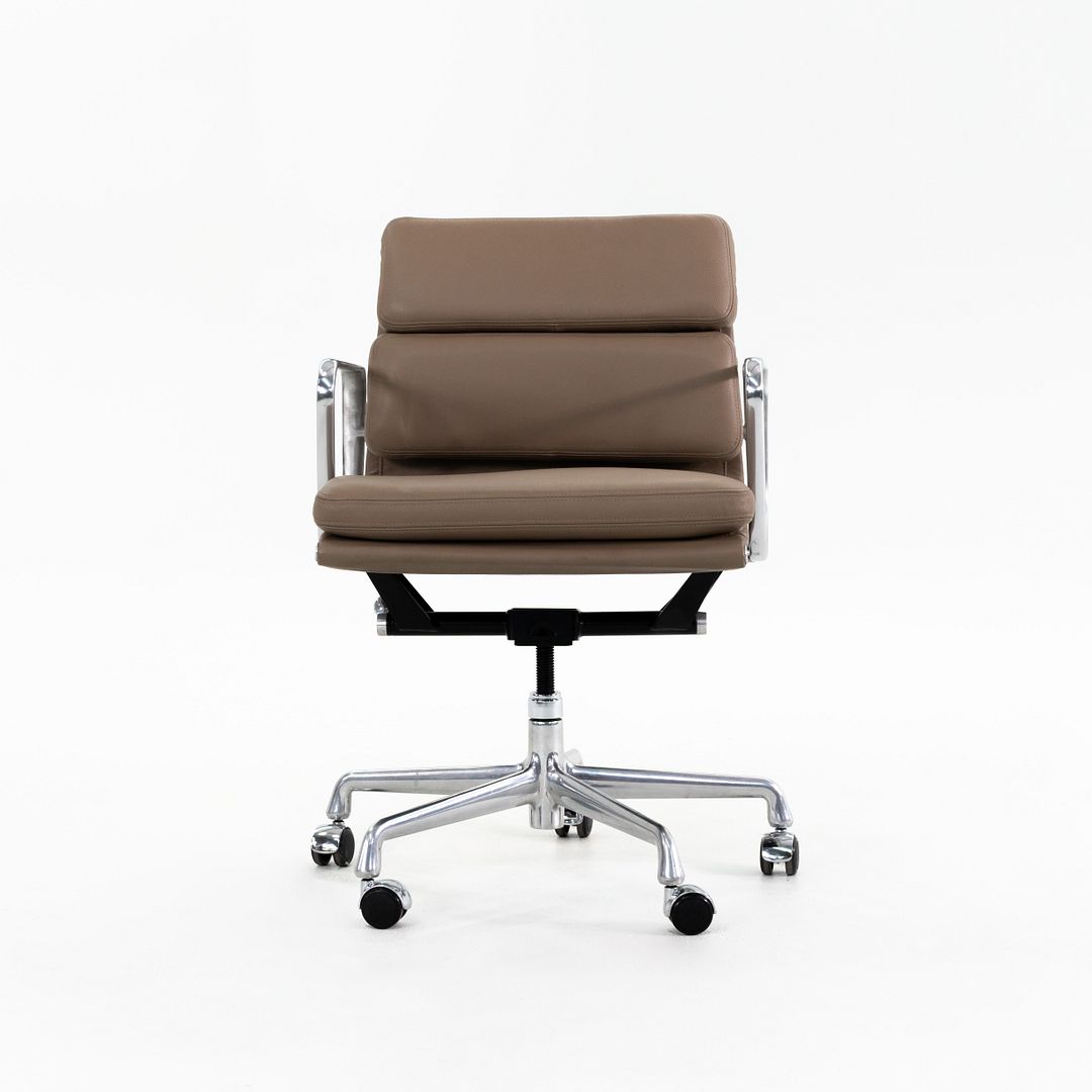 Soft Pad Management Desk Chair, Model EA435