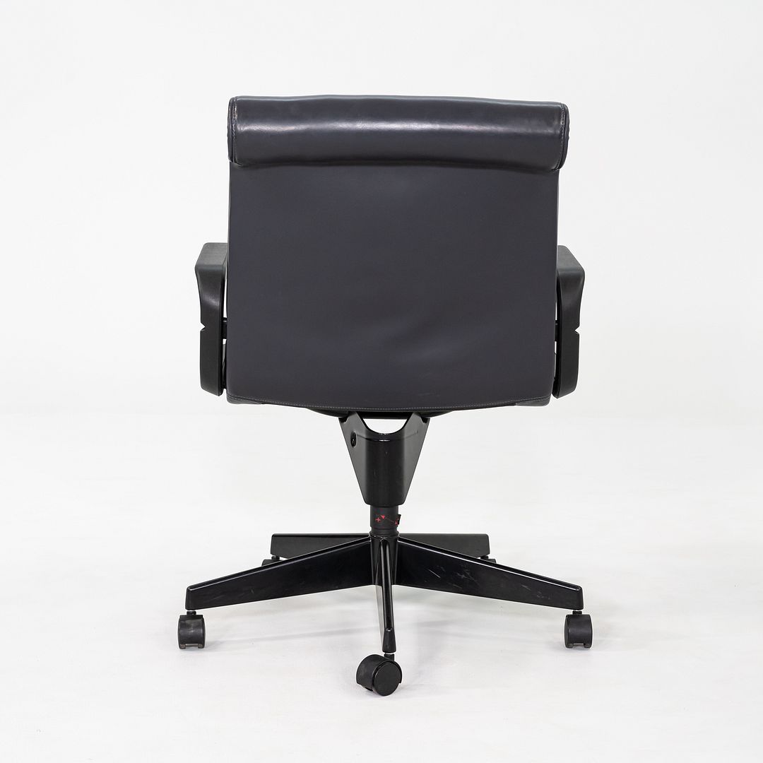 Management Desk Chair