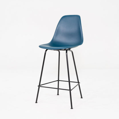 Shell Counter Stool