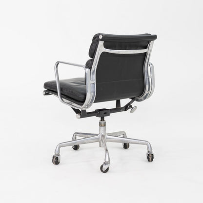 Soft Pad Management Chair, EA435