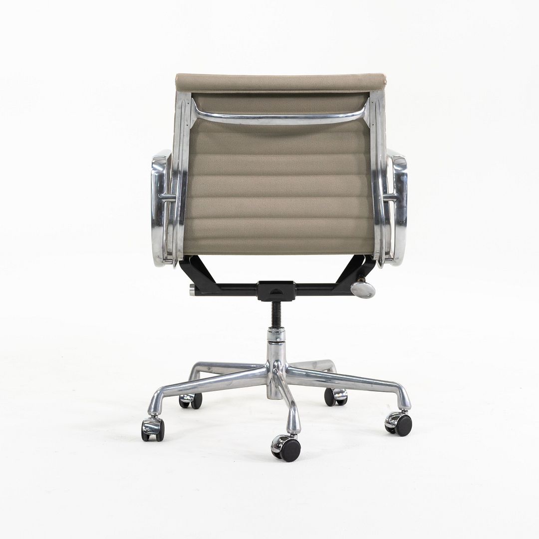 Aluminum Group Management Desk Chair, Model EA335