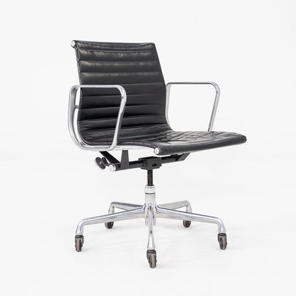 Aluminum Group Management Desk Chair, Model EA335