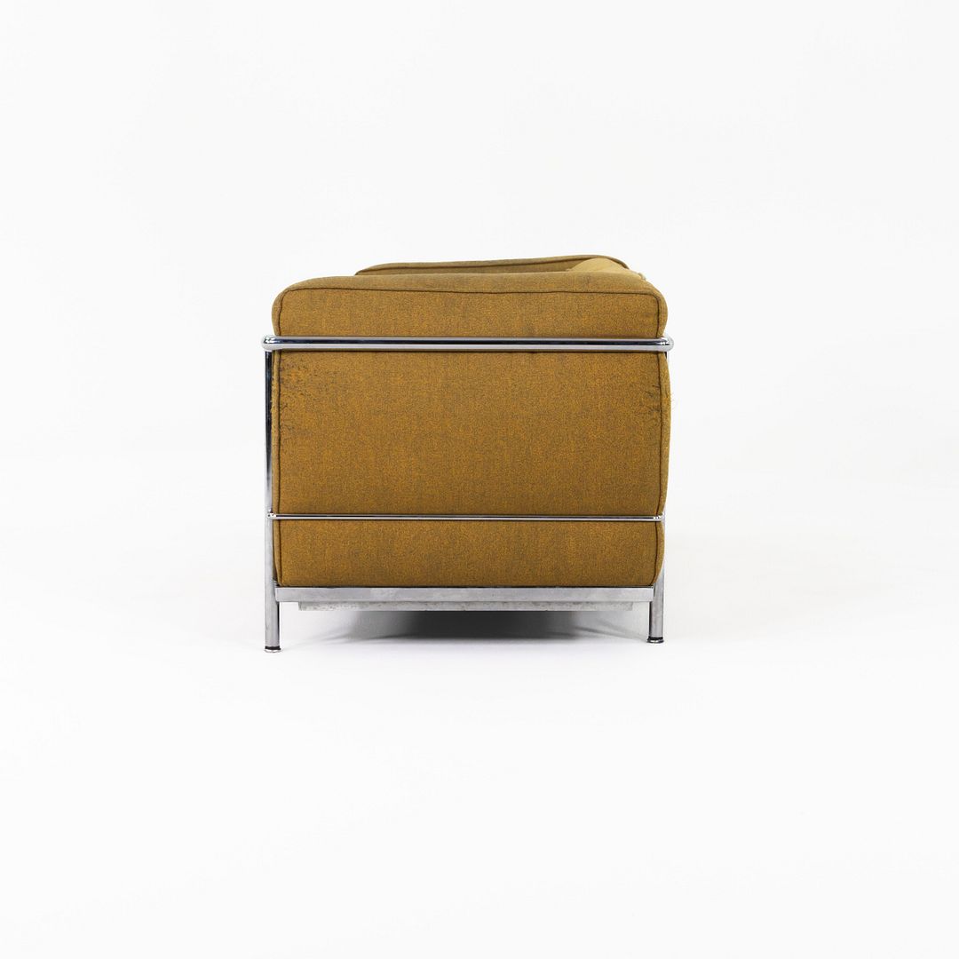 LC-2 Three-Seat Sofa