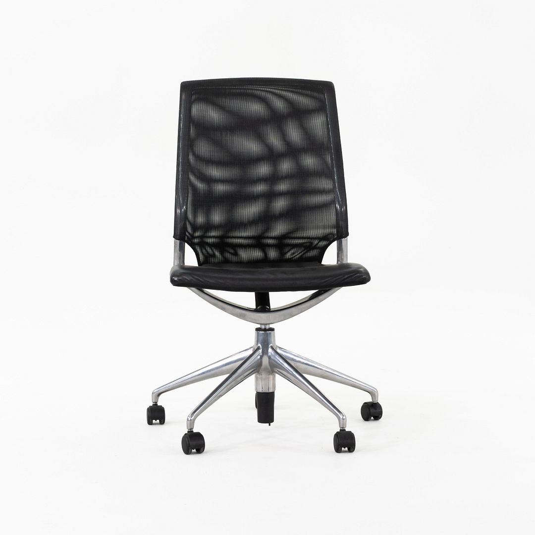 Armless Meda Desk Chair