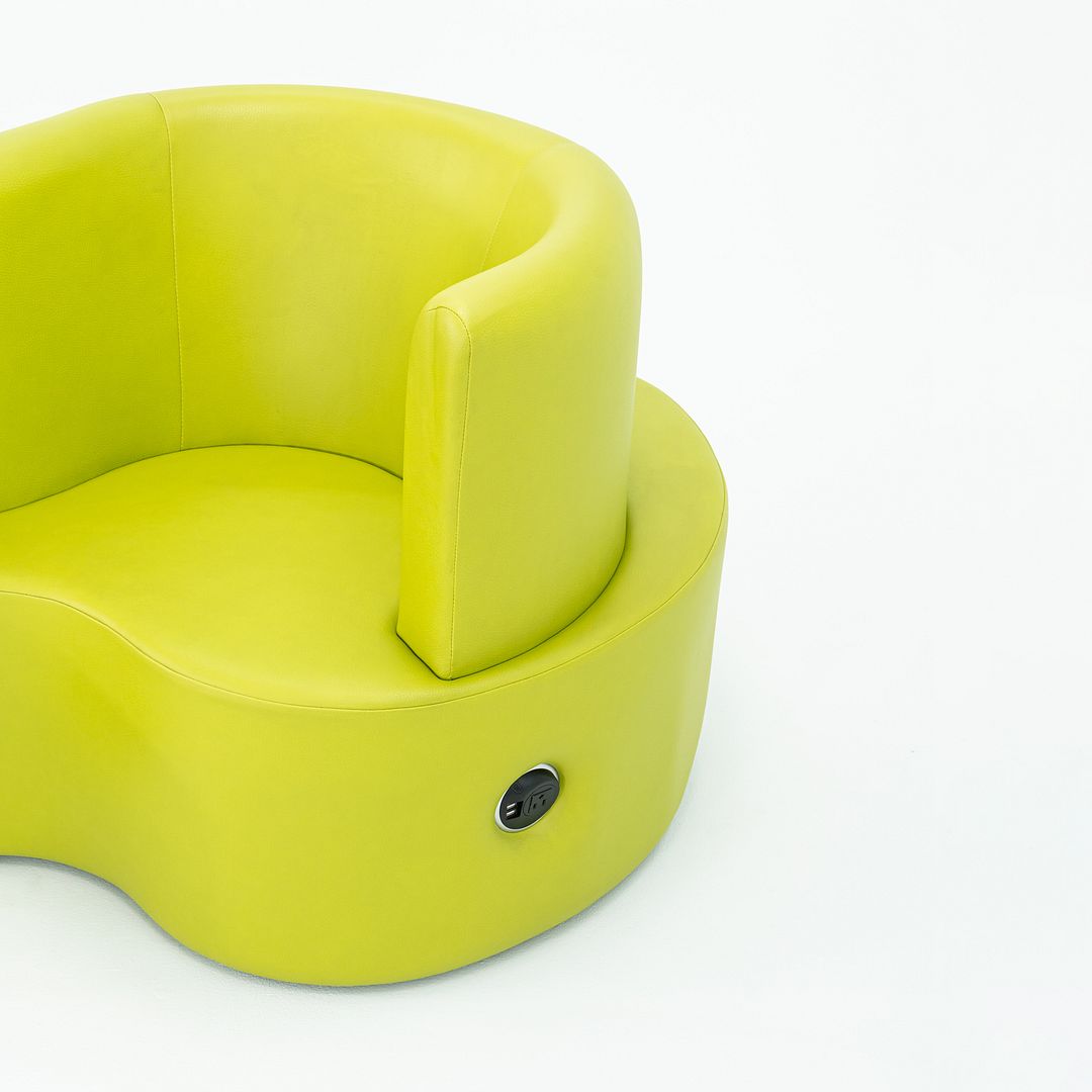 Cloverleaf Parotega Sofa