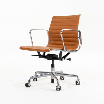 Eames Aluminum Group Management Desk Chair, Model EA335