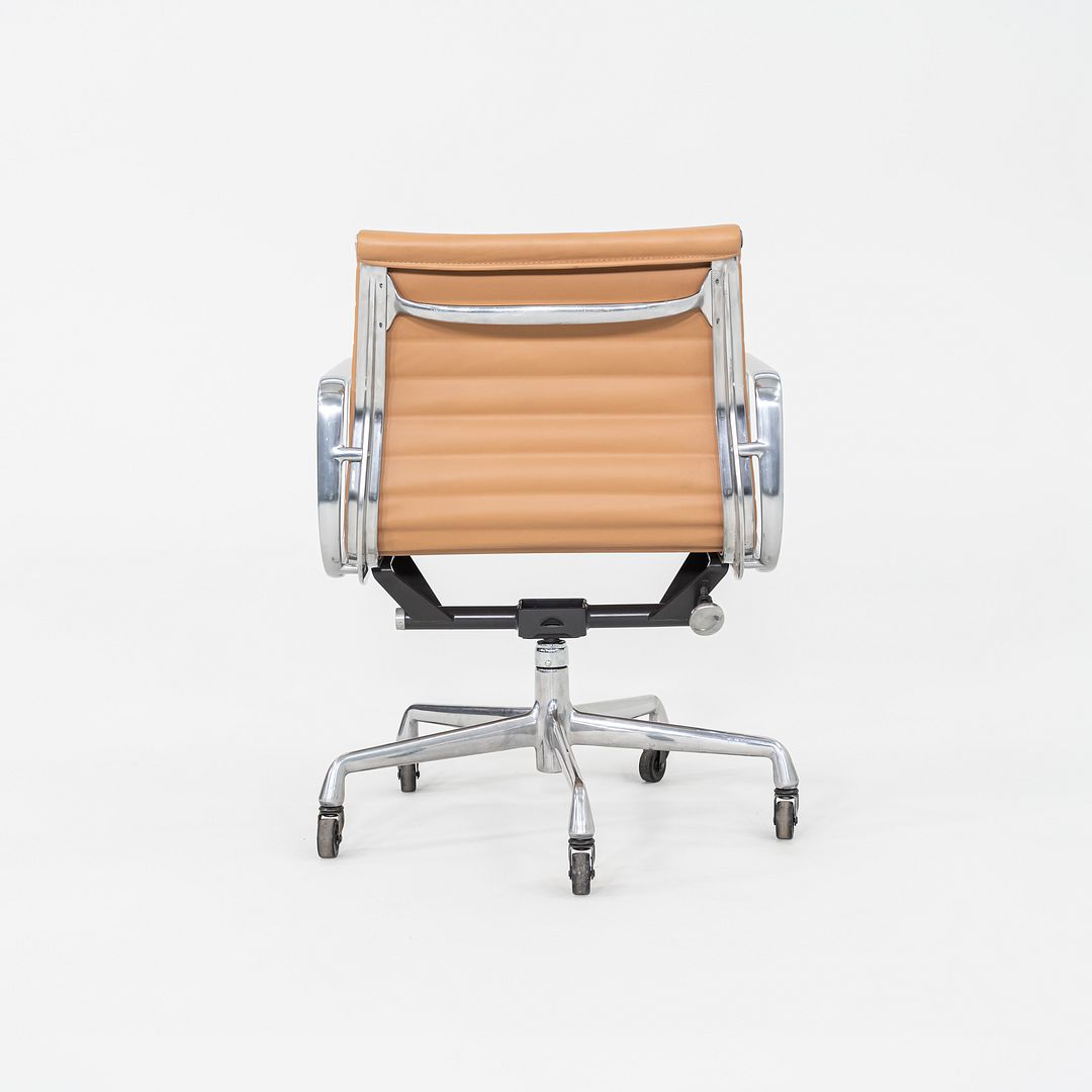 Aluminum Group Management Chair, Model EA335
