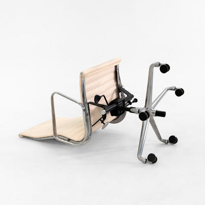 Eames Aluminum Group Executive Desk Chair, EA337