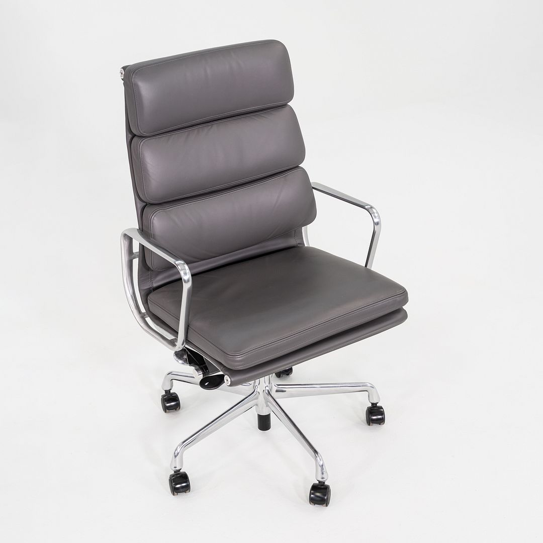 Soft Pad Executive Chair, EA437