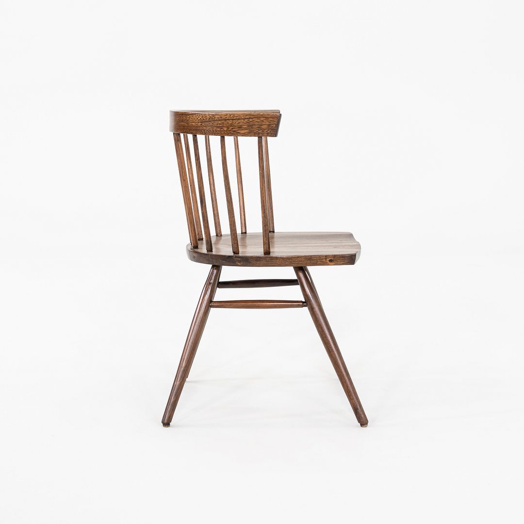 N19 Straight Chair