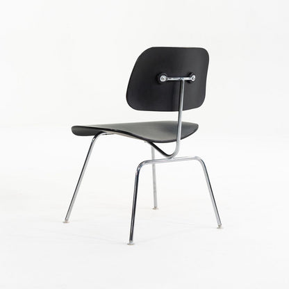 DCM Chair