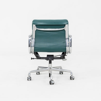 Soft Pad Management Chair, EA435
