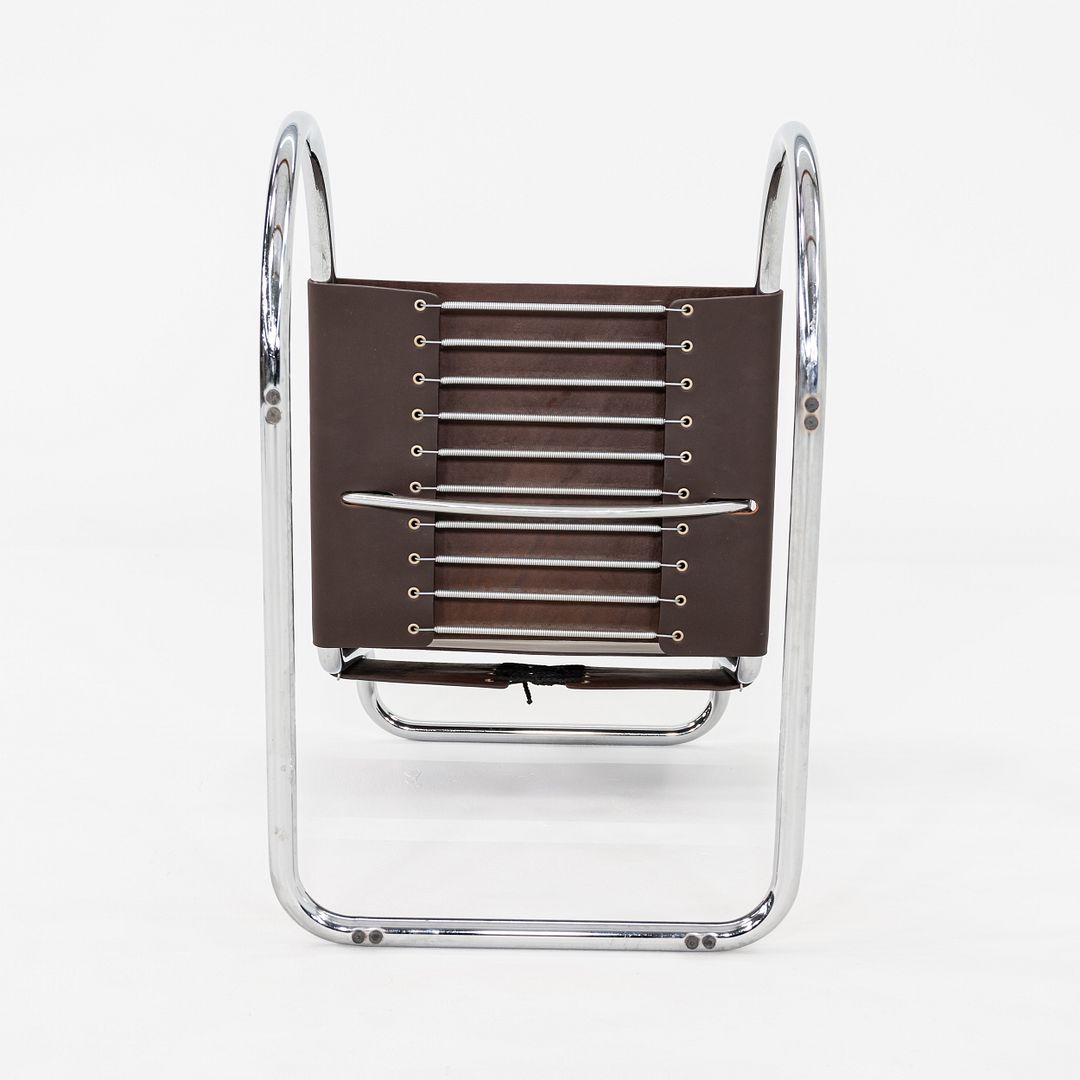 MR10 Chairs