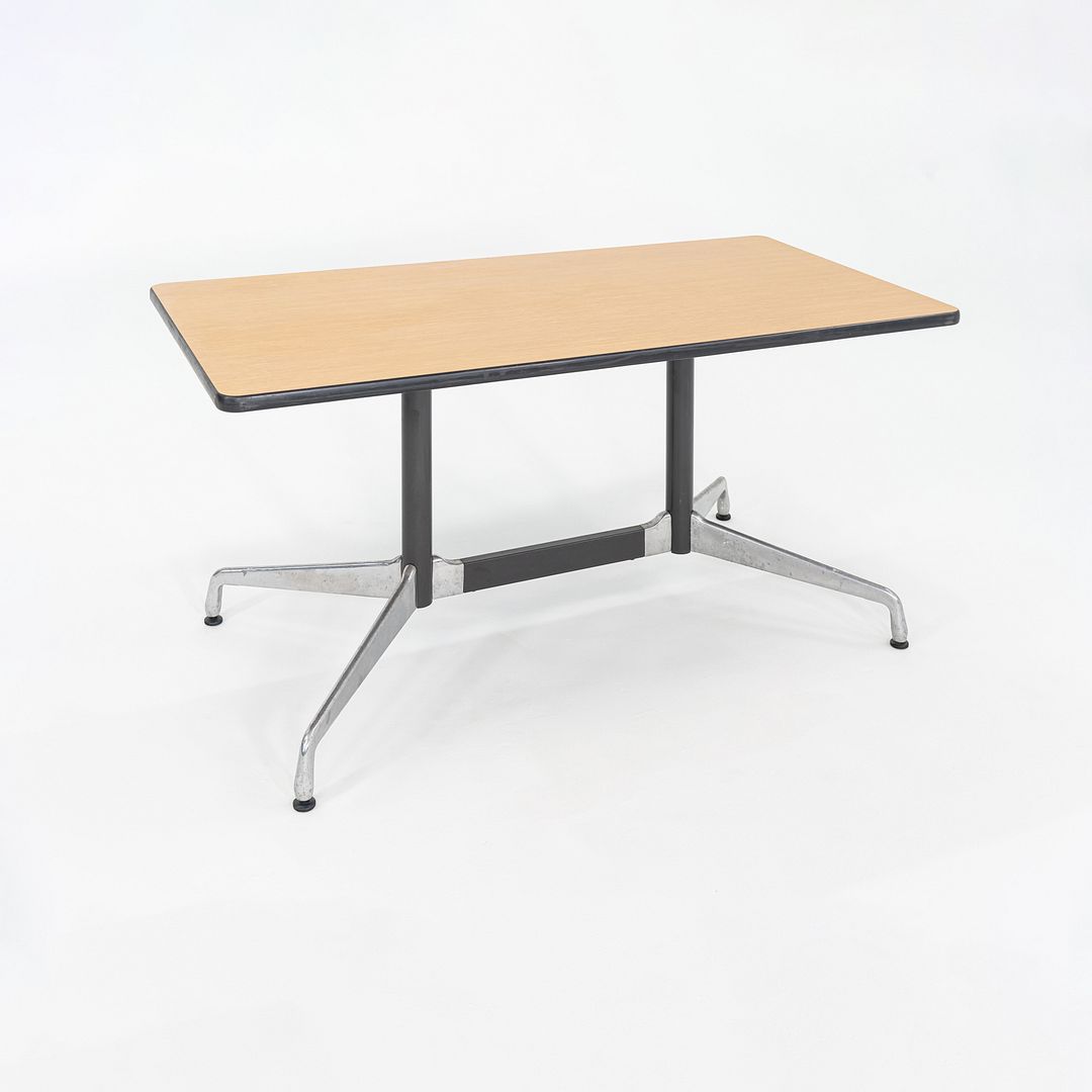 Segmented Conference Table, Model ET187