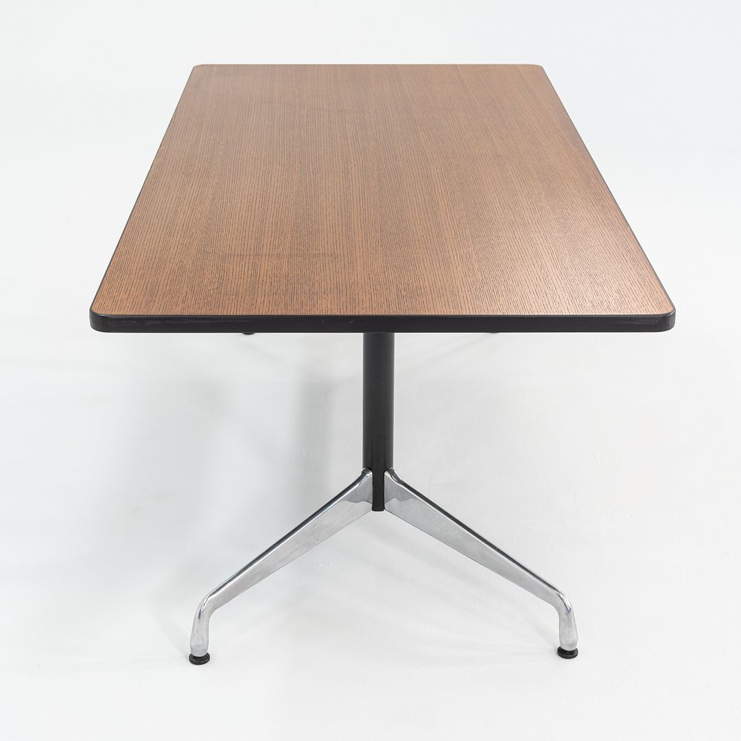 Segmented Conference Table, Model ET143