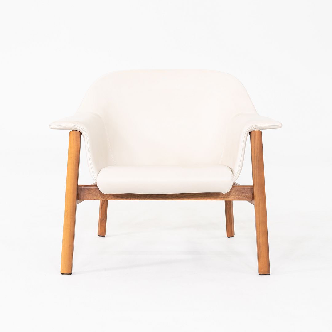 Sedan Lounge Chairs