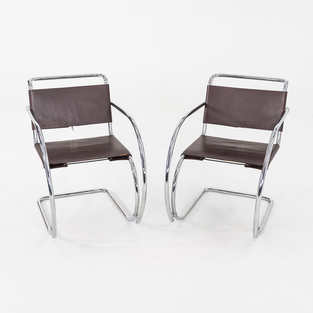 MR20 Armchair