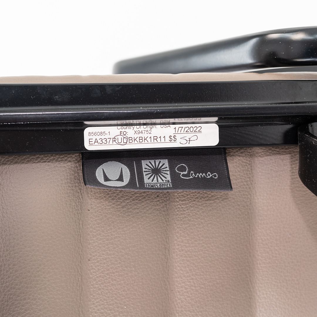 Aluminum Group Executive Desk Chair, Model EA337