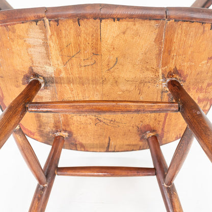 N19 Straight Chair