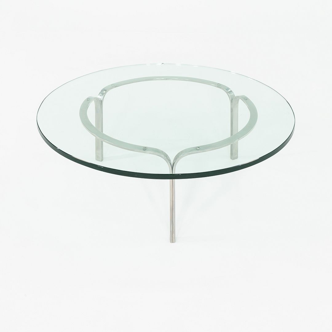 Ribbon Table