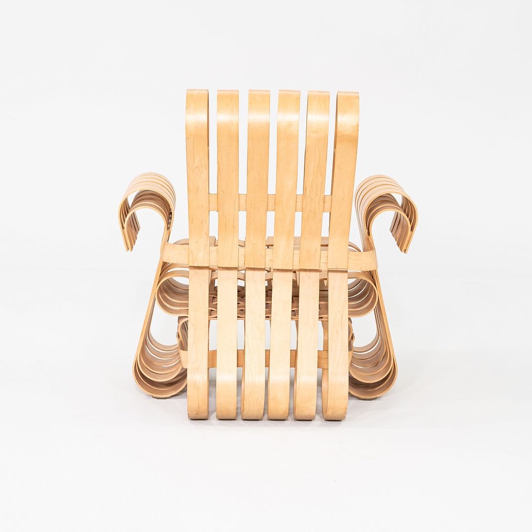 Power Play Lounge Chair