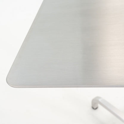20-06 Cafe / Dining Table