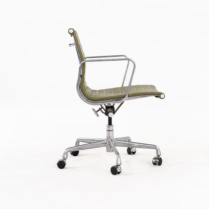 Aluminum Group Management Desk Chair, Model EA335