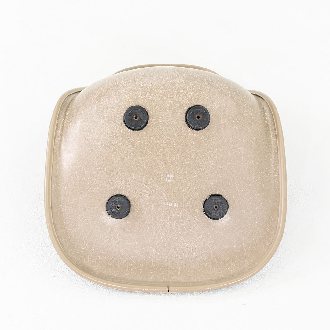 Eames Fiberglass Shell