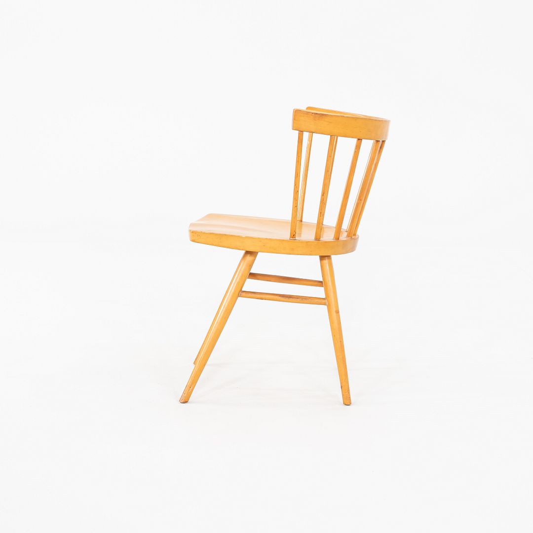N19 Straight Chair