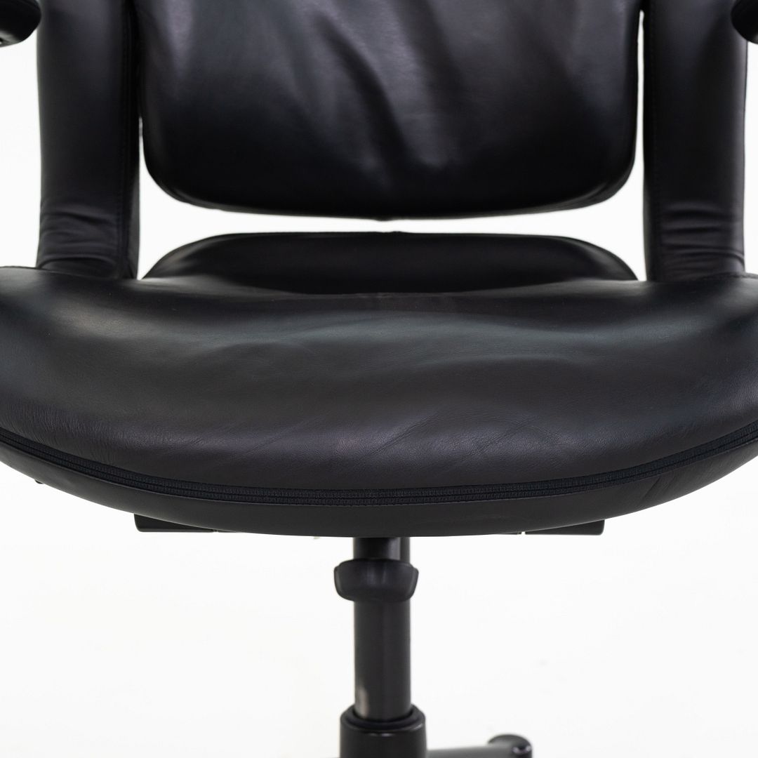 Equa Desk Chair