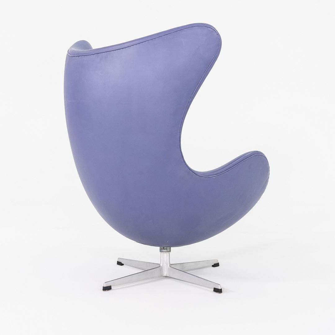 Egg Lounge Chair, Model 3316