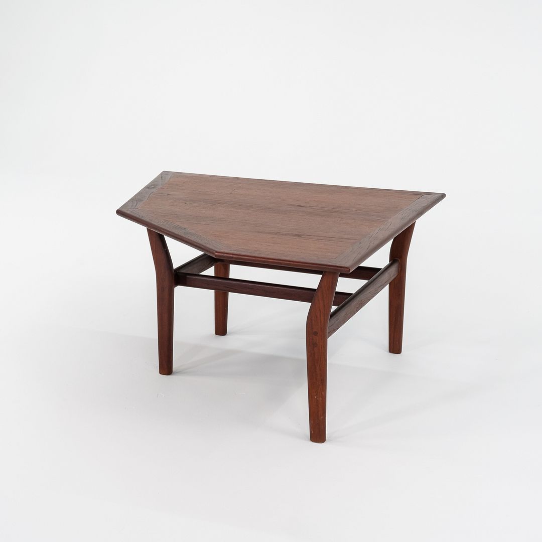 Corner Table Desk
