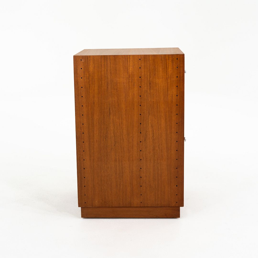 Diplomat Cresco Cabinet
