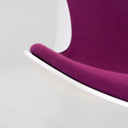 Vika Swivel Lounge Chair