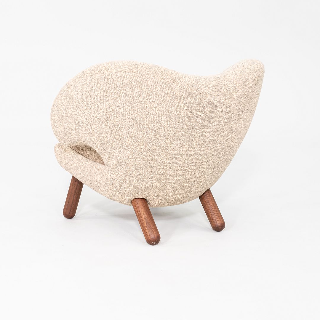 Pelican Lounge Chair