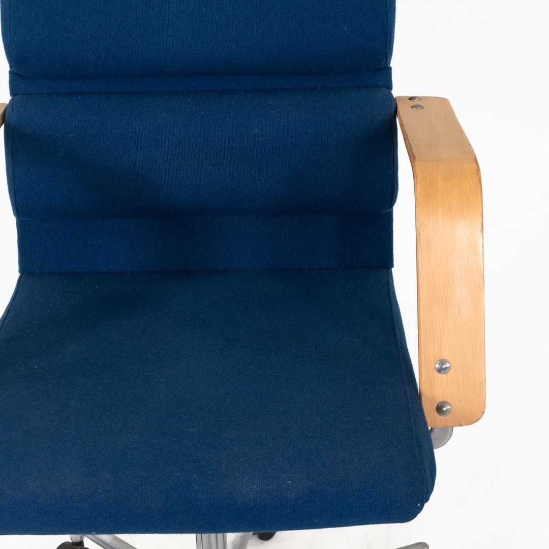 Plaano Executive Desk Chair, Model 435F