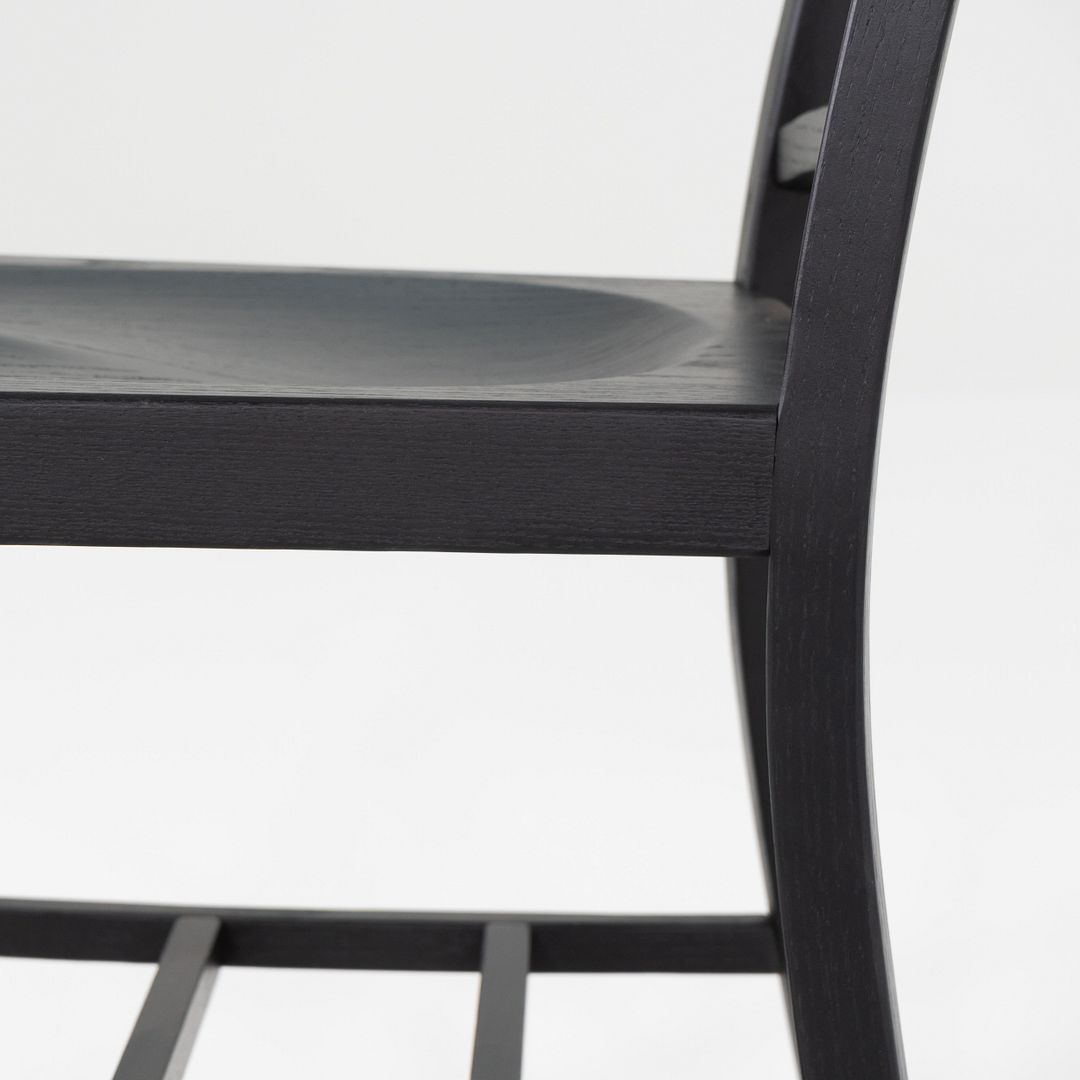 1006 Navy Chair