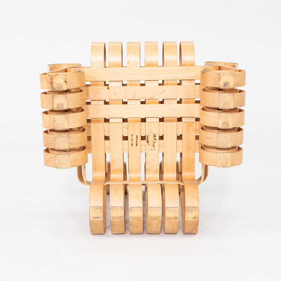 Power Play Lounge Chair