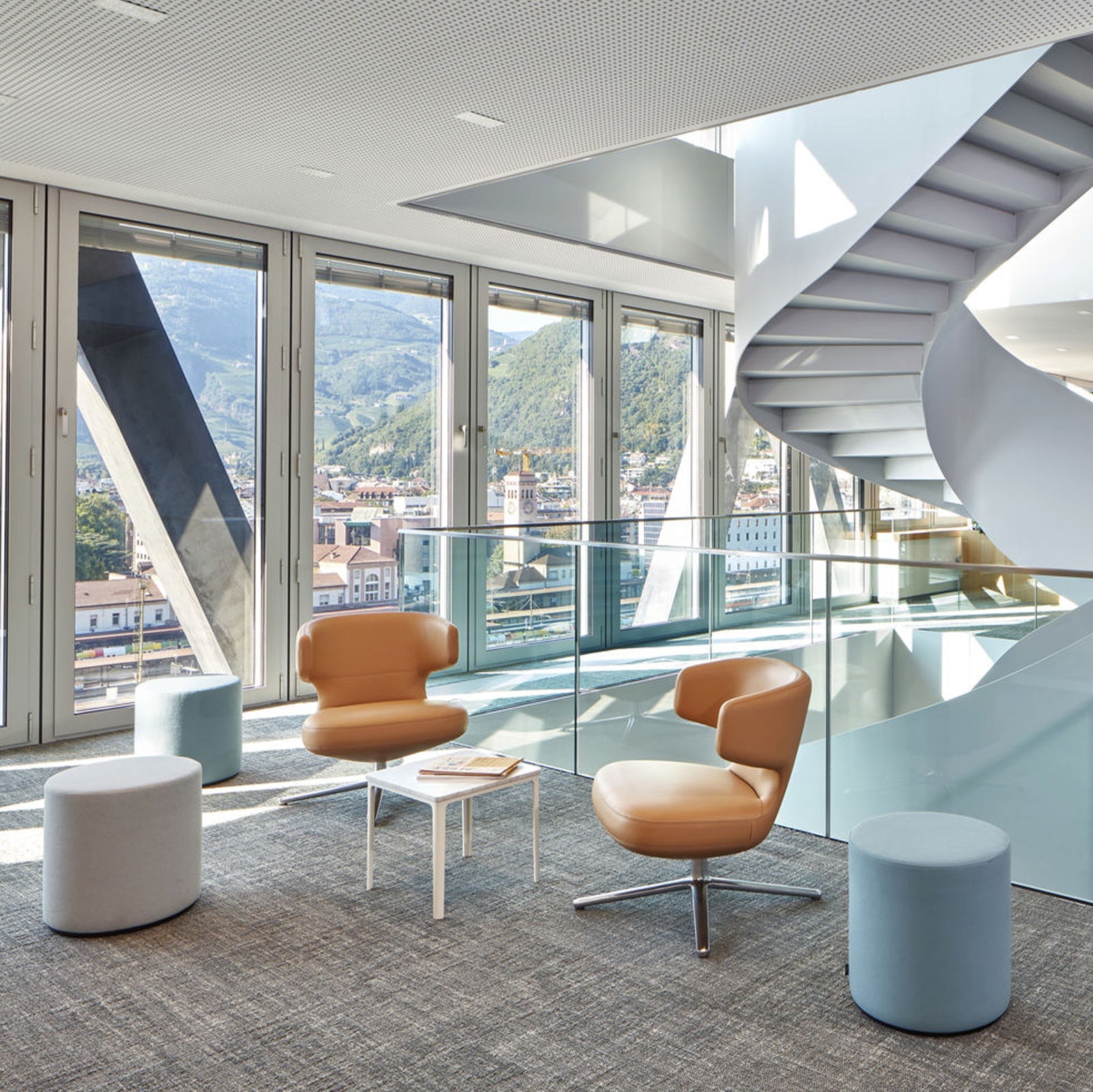 Visiona Stool
